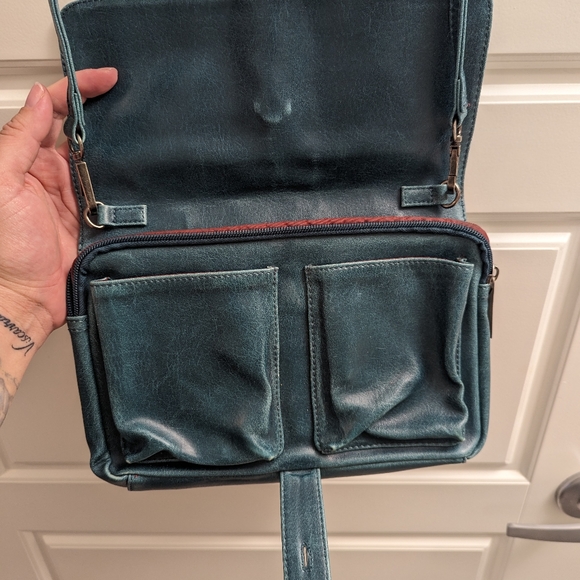 Matt & Nat Crossbody Bag - Picture 6 of 10